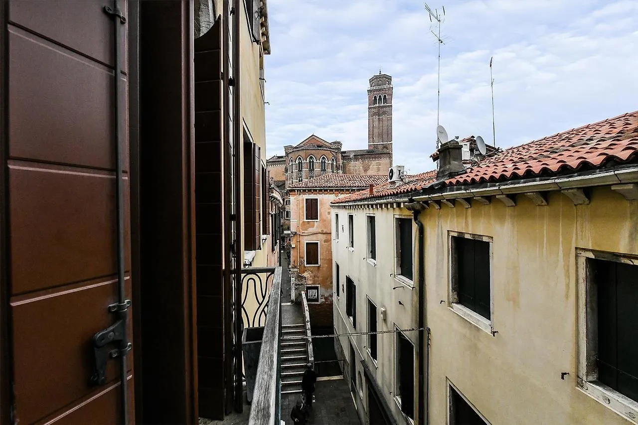 Frari Luxury Apartment Venice